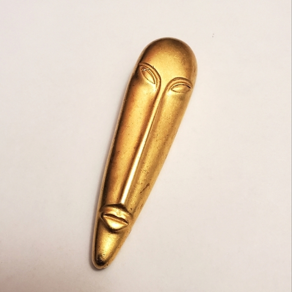 M. Jent - Vintage brushes gold tone elongated tribal mask brooch